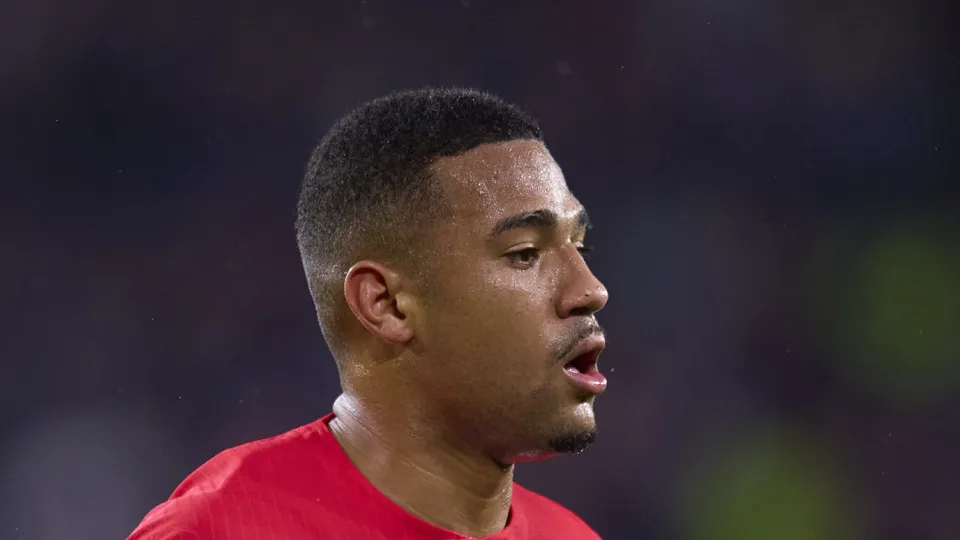 Reforço mais caro do Flamengo encanta e fica a centímetros da estreia perfeita